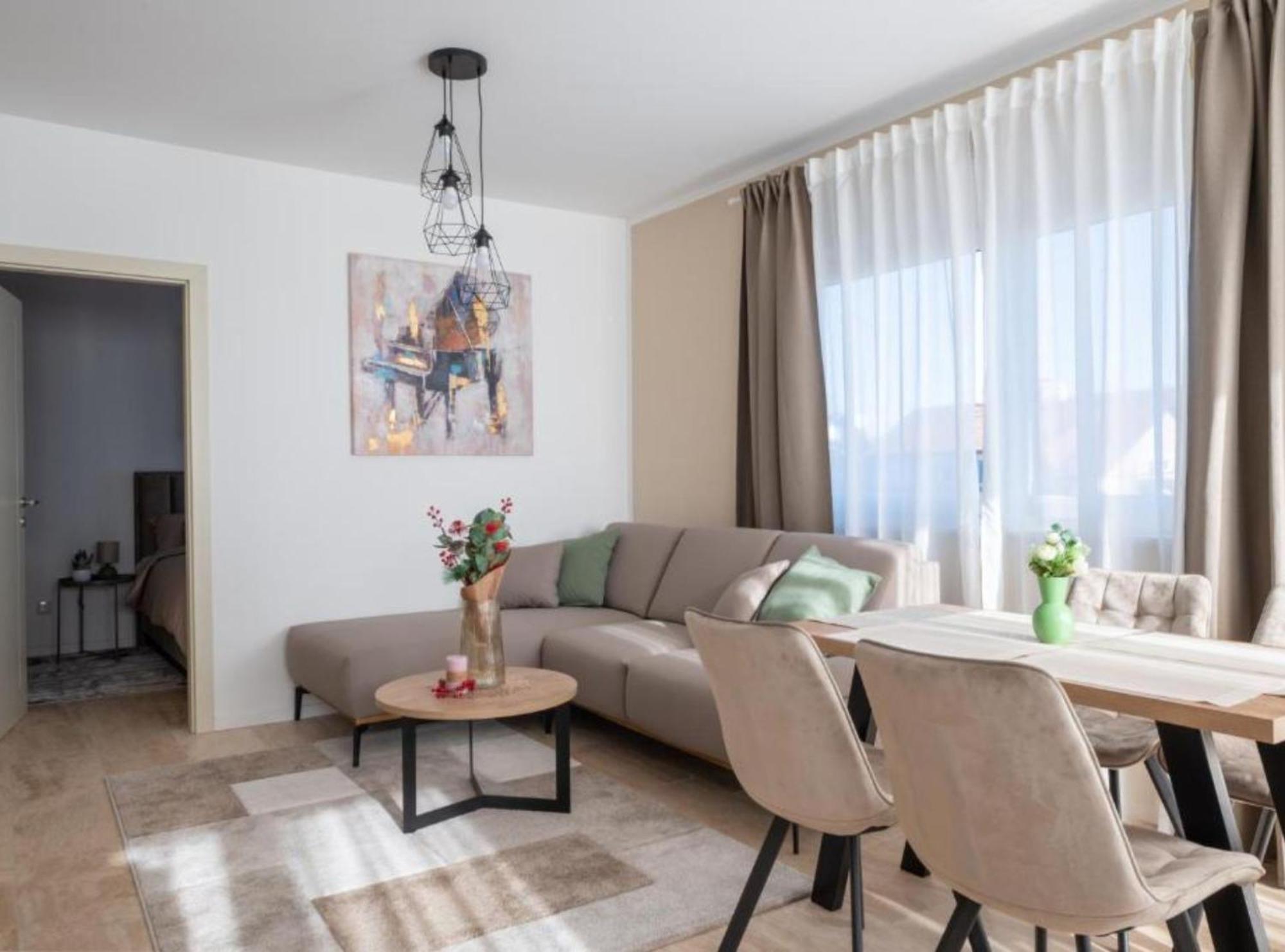 Apartment Kona - Free Parking & Self Check-In Ivanja Reka Exterior photo